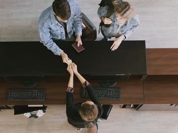  alt="Hotel check-in and the new discipline of guest service management"  title="Hotel check-in and the new discipline of guest service management" 